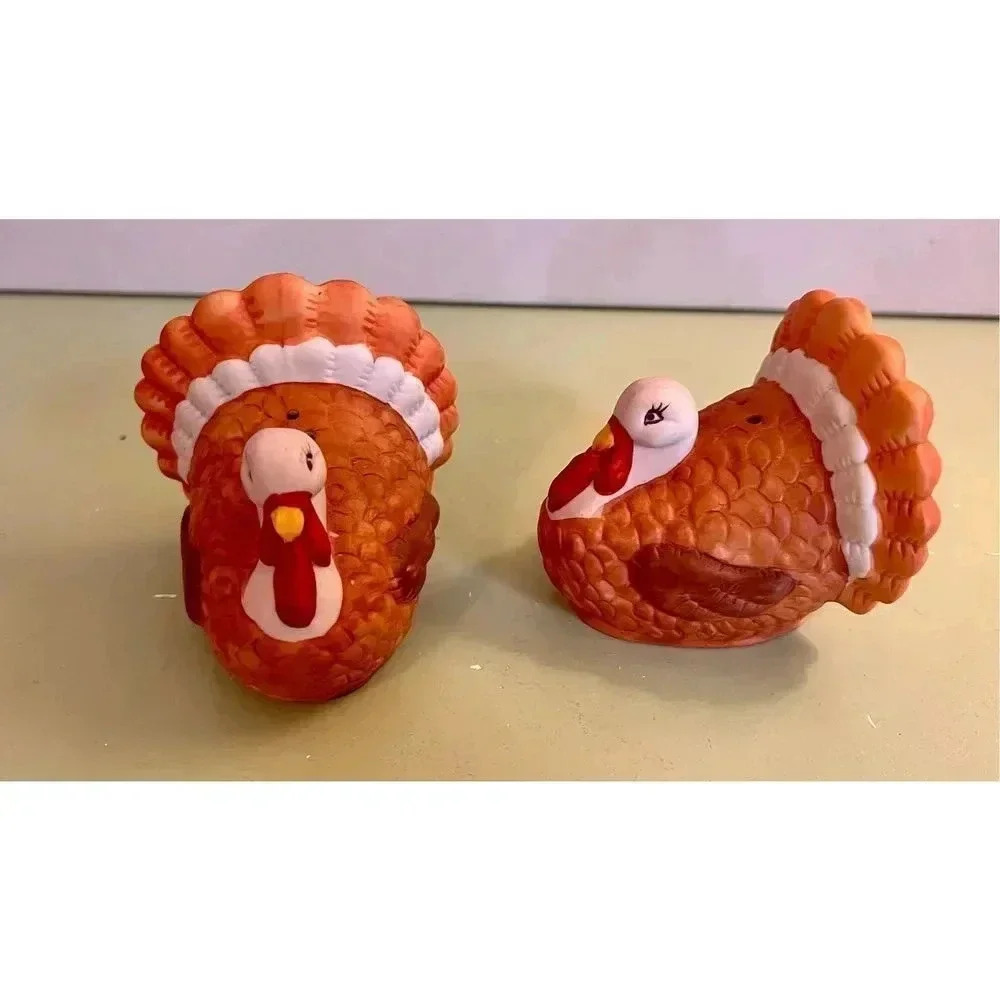 House of Lloyd Thanksgiving turkey ceramic salt and pepper shakers signed‎ 1989